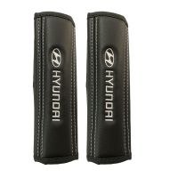 Μαξιλαράκια ζώνης HYUNDAI 22 X 7,5 cm από PVC δερματίνη σε μαύρο χρώμα με λευκό, ραμμένο logo και αυτοκόλλητες ταινίες τύπου velcro Race Axion - 2 τεμάχια