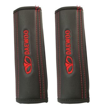 Μαξιλαράκια ζώνης DAEWOO 22 X 7,5 cm από PVC δερματίνη σε μαύρο χρώμα με κόκκινο, ραμμένο logo και αυτοκόλλητες ταινίες τύπου velcro Race Axion - 2 τεμάχια